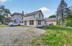 122 & 124 E Mill Street, Bellevue, MI 49021