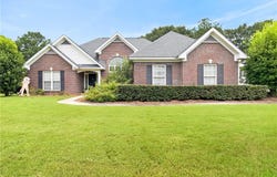 648 Belmonte Drive, Auburn, AL 36830