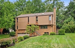 421 CLAIR DRIVE, Upper St Clair, PA 15241