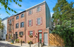 2045 WAVERLY Street, PHILADELPHIA, PA 19146