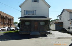 327 Chestnut Street, Dunmore, PA 18512