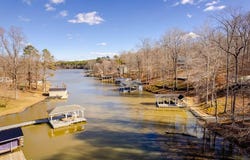 19 Whitetail Lane, Leasburg, NC 27291