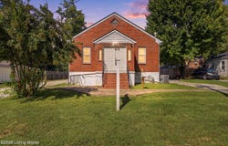 109 Berry Ave, Versailles, KY 40383
