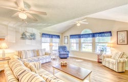 4386 Daphne Ln., Murrells Inlet, SC 29576