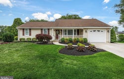 209 YARDLEY Road, DELRAN, NJ 08075
