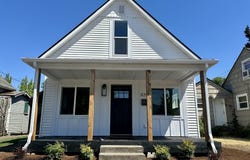 820 B St, Springfield, OR 97477