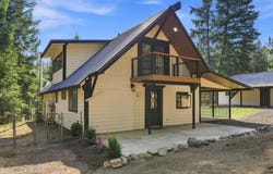 465 Mountain View Rd, Blanchard, ID 83804