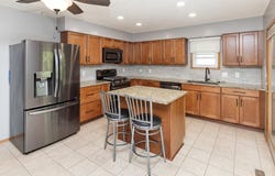 3841 92nd Drive, Urbandale, IA 50322
