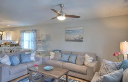 611 C ST, STAUNTON, VA 24401
