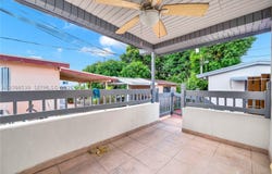 951 W 30th St, Hialeah, FL 33012
