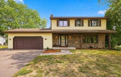 454 Oday Street S, Maplewood, MN 55119