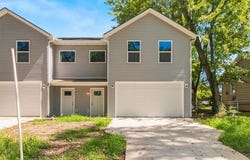 1103 S Kings Highway, Independence, MO 64050
