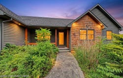 260 McIlhaney Road, Saylorsburg, PA 18353