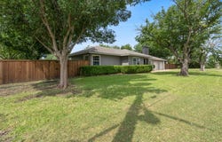 1516 E Peyton, Sherman, TX 75090