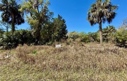 11120 N River Walk Point, Inglis, FL 34449