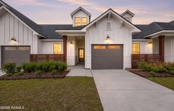 105 Maplebrook Way, Youngsville, LA 70592