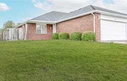 2006 S Old Wire Road, Rogers, AR 72758