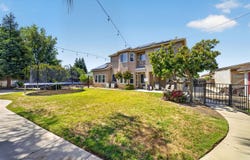 3084 Rall Avenue, Clovis, CA 93619