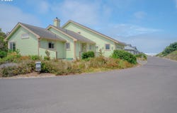 88878 SHORELINE Dr, Florence, OR 97439