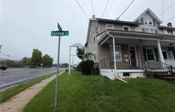 302 E fairview Street, Coopersburg Boro, PA 18036