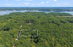 116 Oak Run, Clarksville, VA 23927