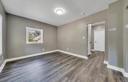 324 10th St, Vinton, VA 24179