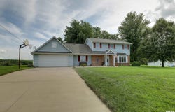 1802 Melview Road, Quincy, IL 62305