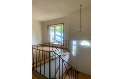 700 Hiland Ave, Coraopolis, PA 15108