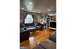 4210 GARDEN Avenue, PENNSAUKEN, NJ 08109