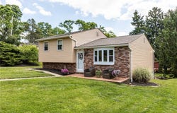 419 Patsy Dr, Pine Twp, PA 15044