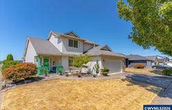 1268 S 7th St, Independence, OR 97351