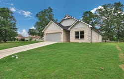 827 Augusta Drive, Lufkin, TX 75904