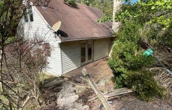 62 Chestnut Road, Elkview, WV 25071