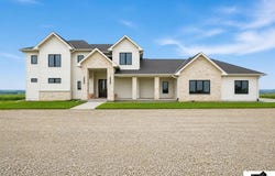 1652 County Road E, Wahoo, NE 68066