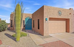 172 N Running Spring Drive, Green Valley, AZ 85614