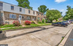 643 SAINT ANTHONY Lane, UPPER DARBY, PA 19082