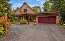 64 Lakeshore Dr, Ashburnham, MA 01430