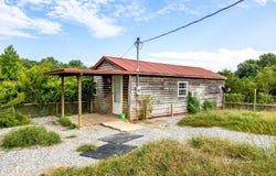 346 Christenson Rd, Deer Lodge, TN 37726