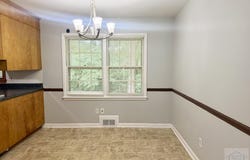 707 Berkshire Place, Martinsville, VA 24112