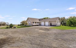 3886 N 1700 E, Buhl, ID 83316