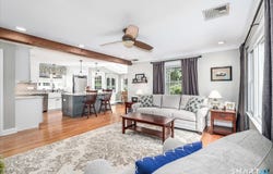 30 Oriole Lane, Trumbull, CT 06611