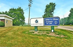 696 Valley View Drive, Brookfield, OH 44403
