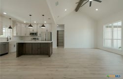 7889 Pecan Road, Troy, TX 76579