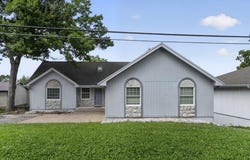 21222 County Road 295, Hermitage, MO 65668