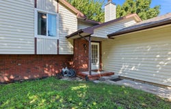 1225 N Wild Turkey Dr, Derby, KS 67937