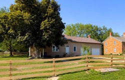 410 6th Ave, WestAmana, IA 52203