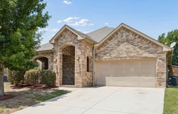 425 Corriente Trail, Azle, TX 76020