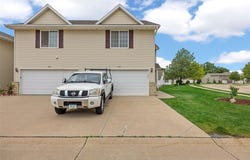 3502 Stoneview Circle SW, Cedar Rapids, IA 52404
