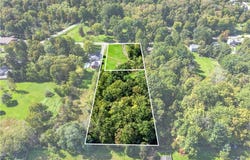 335 E King Street, Chardon, OH 44024