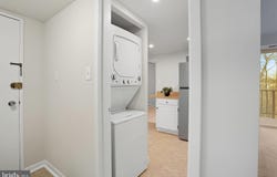 1552 NORTHGATE Square, RESTON, VA 20190